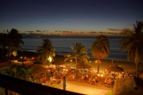  Smugglers Cove Beach Resort & Hotel  Нанди